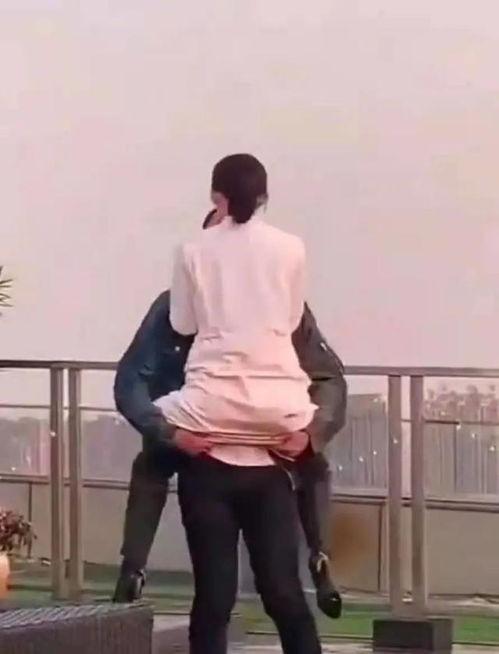 黄景瑜和李沁最新爆料,揭秘幕后故事与情感纠葛  第1张